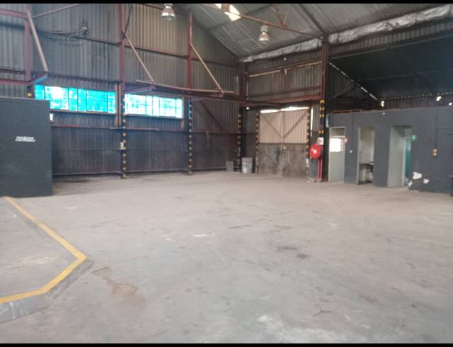 Industrial property to rent in ANDERBOLT